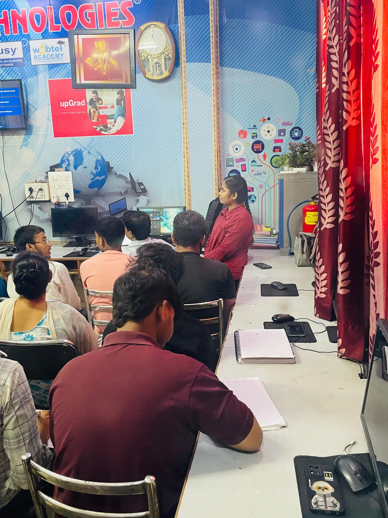 Communication Skill And Personality Developement — Nice Web Technologies, Jahangirpuri, Delhi | Best computer institute in Jahangirpuri Delhi Delhi NCR